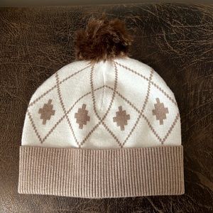 ❤️HOST PICK❤️Rachel Zoe Tan & White Pompom Hat-Like New